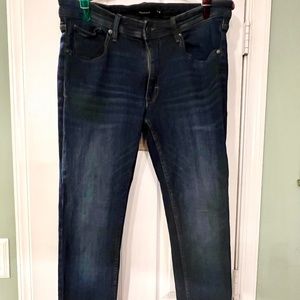 Men’s Tahari straight leg jeans
